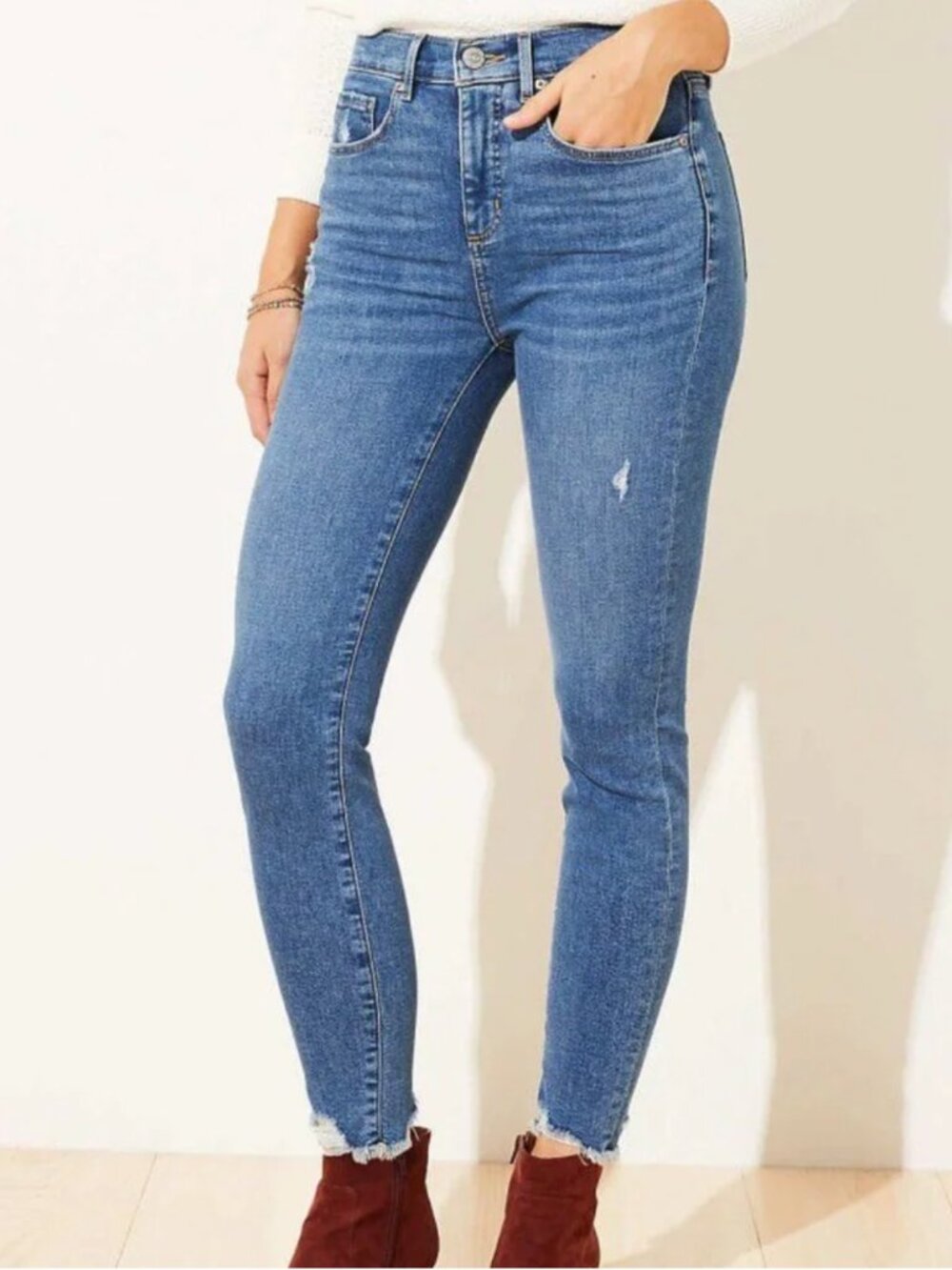 Loft Curvy Skinny High Rise Frayed Hem Ankle Jean